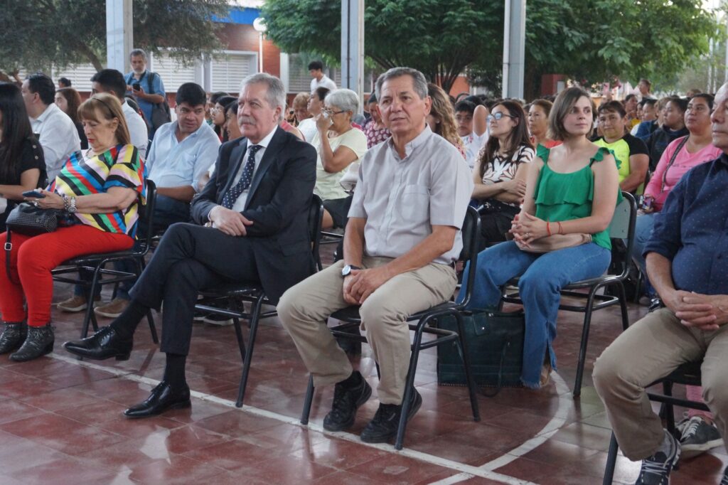 Decenas de personas participaron de la presentación del libro “Antula”
