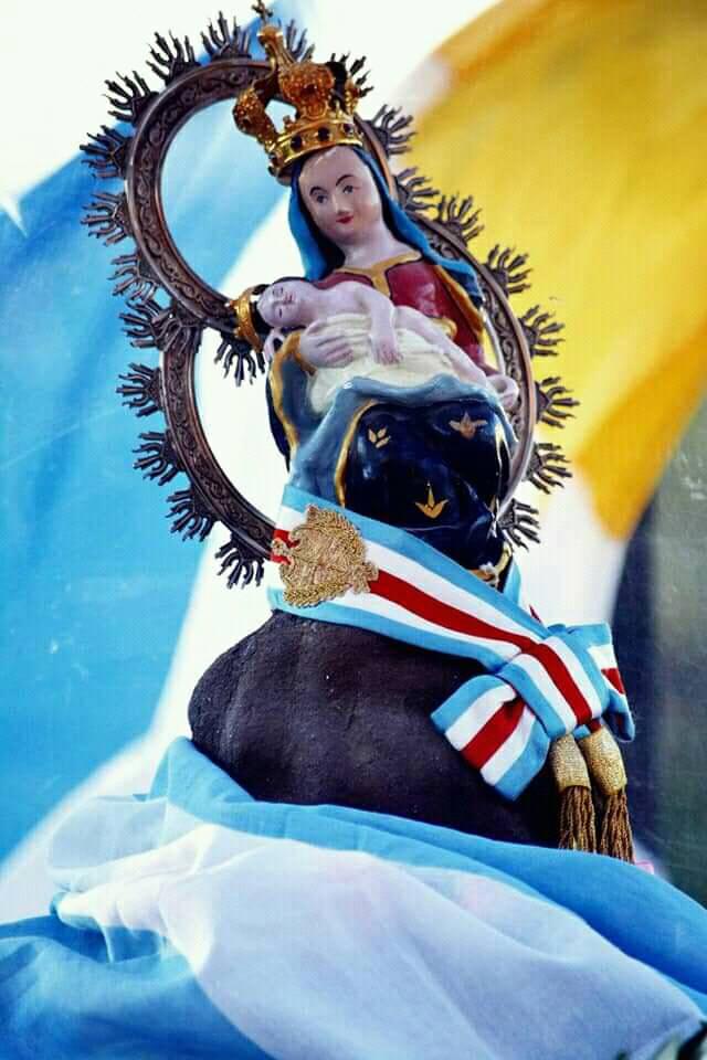 La imagen de la Virgen de Sumampa en avenida Belgrano